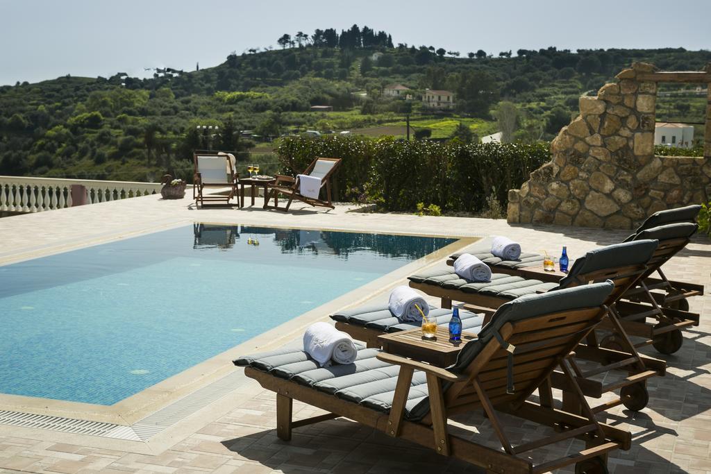 Villa Athinais Lixouri Exterior photo