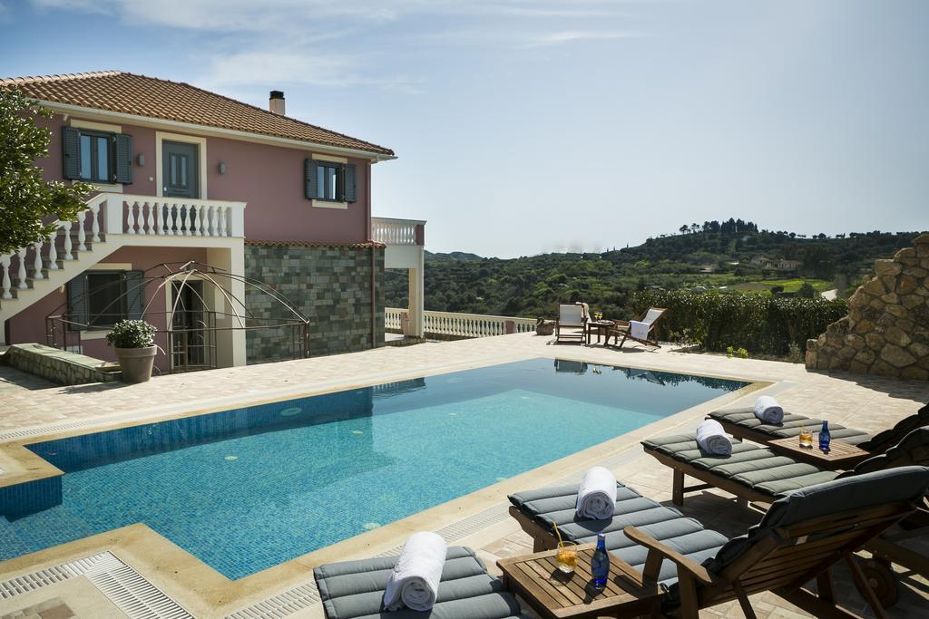 Villa Athinais Lixouri Exterior photo